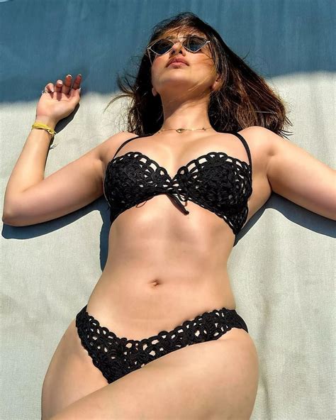 Raai Laxmi : r/BeautifulIndianWomen