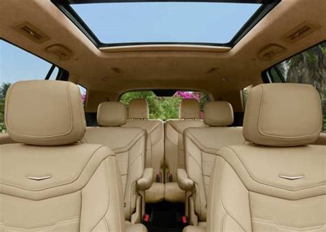 how much is it to lease a cadillac xt6