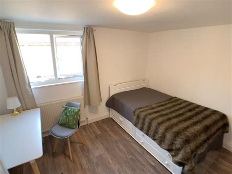 YOHO Elephant & Castle - UKMate