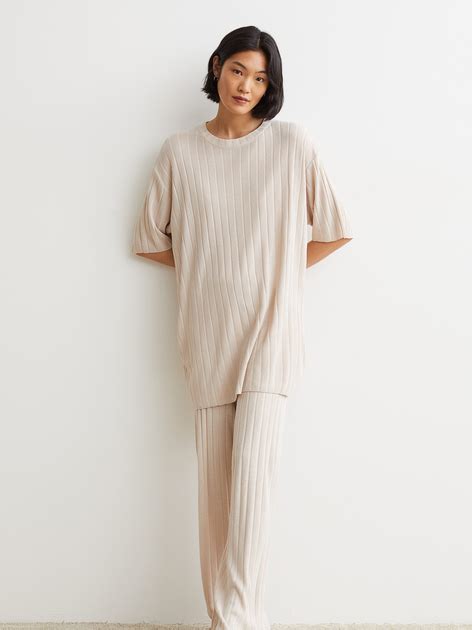 Футболка удлиненная женская H&M 061080346 XS Бежевая (6666000313324 ...