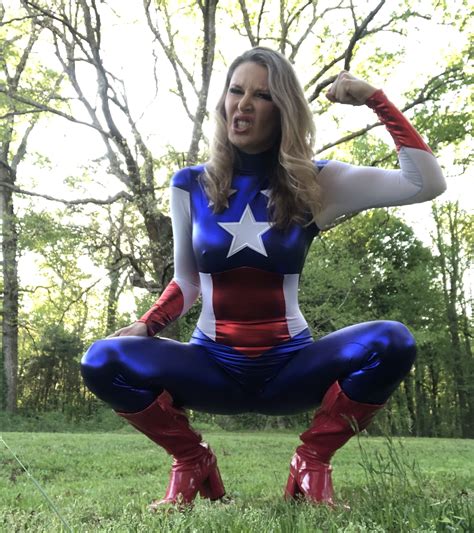 Savannah Costello - Session Girls