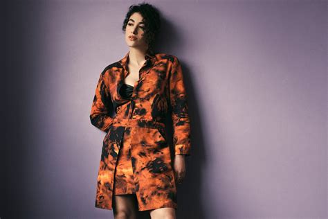 Naomi Banks's Instagram, Twitter & Facebook on IDCrawl