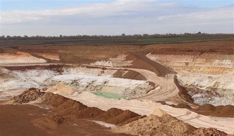 VESCO отримала дозвіл АМКУ на придбання частки акцій ПАТ “Часовоярський ...