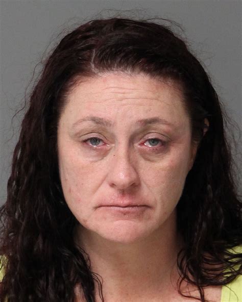 LISA HAYES DAWNMARIE Info, Photos, Data, and More