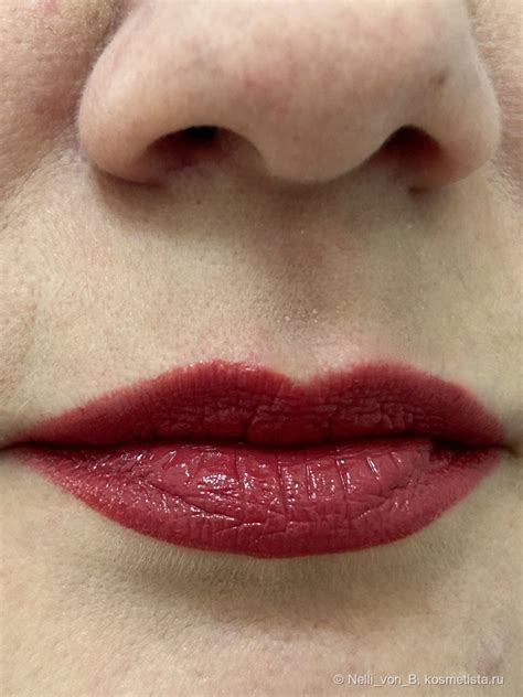 Рождественские лимитки - помады Estée Lauder #420 Rebellious Rose и ...