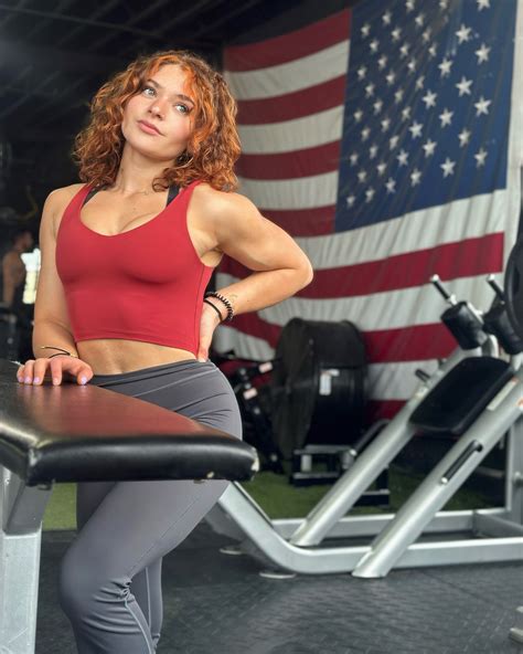 Serena Abweh (@rena_serenaa) • Instagram photos and videos