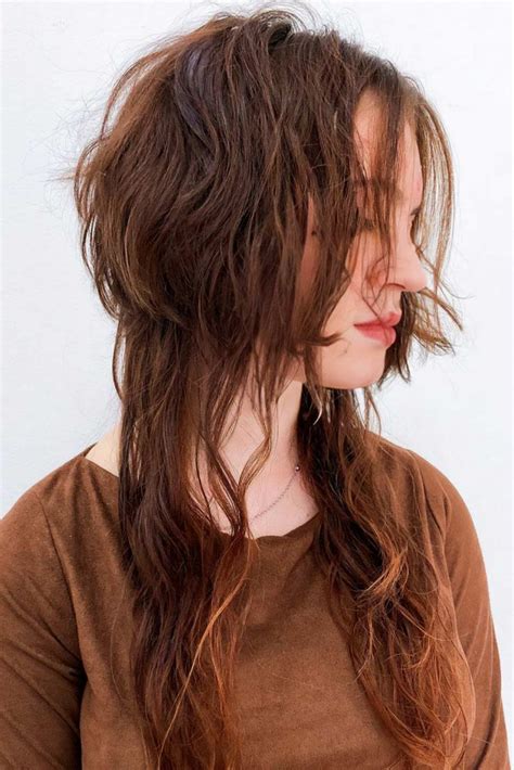 The Jellyfish Haircut for a Playful and Whimsical Look