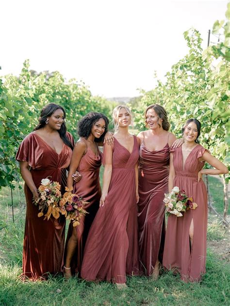 vineyard chic dusty rose bridesmaid dresses rose bridesmaid dresses