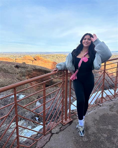 Jackie Figueroa | Someone tell her I don’t kiss on the first date