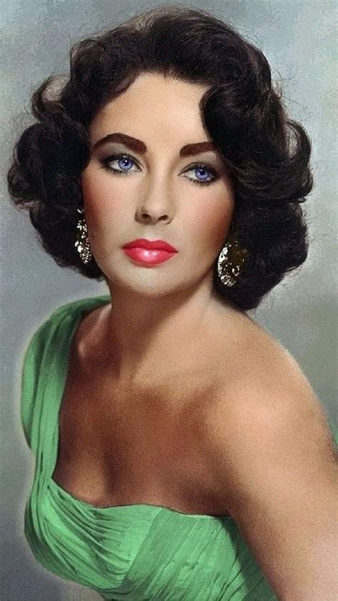 Pin von Marina Correa auf actrices | Berühmte schönheit, Berühmte ...