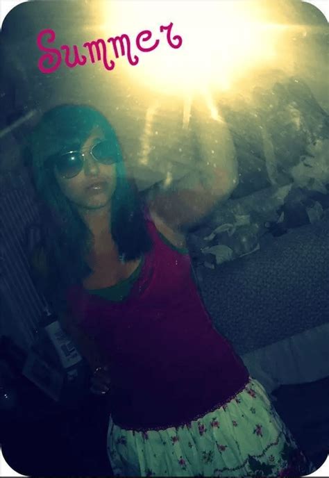 44 MySpace Pictures That Will Make You Start Rawring