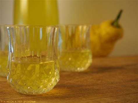 Limoncello fatto in casa | Le mille e una passione - in cucina