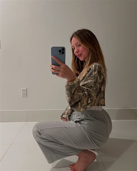 Men,s Poppin - Men,s Poppin added a new photo.