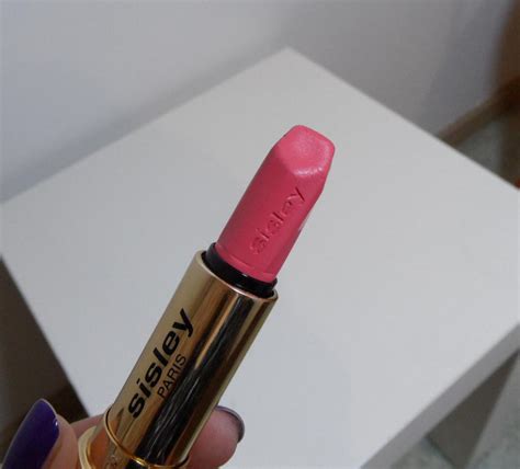 Увлажняющая стойкая помада Rouge à Lèvres Hydratant Longue Tenue ...
