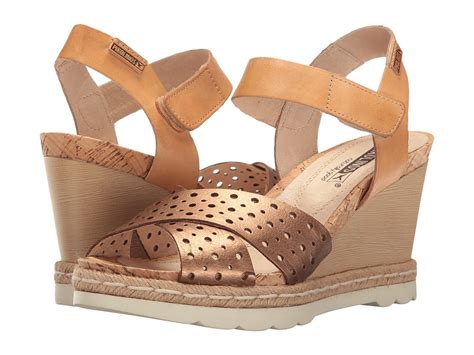 Pikolinos Women's Shoes