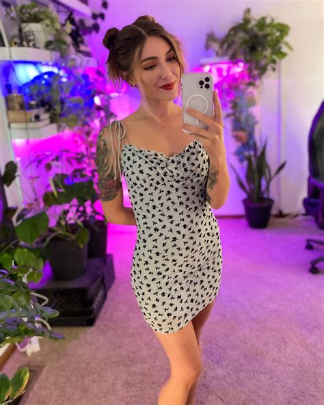 Marz on Twitter: "New dress. Friyay. Come say hi. https://t.co