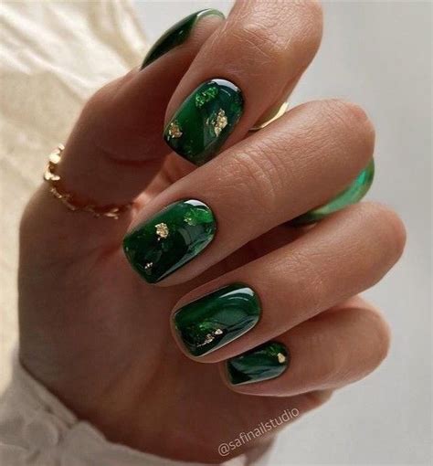 New year nail art | Green nails, Stylish nails, Gel nails