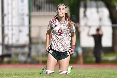 El futuro de Tatiana Flores estaría en el fútbol español y lejos de la