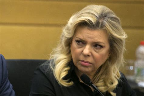 שרה נתניהו אושפזה עם דלקת בתוספתן; טיסת ראש הממשלה לאבו דאבי מוטלת בספק ...
