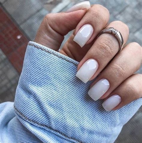 Uñas clasicas | Classic nails, Classic nail designs, Square nails