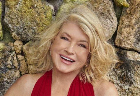 Martha Stewart on Her First Thoughts After Landing the SI Swimsuit ...