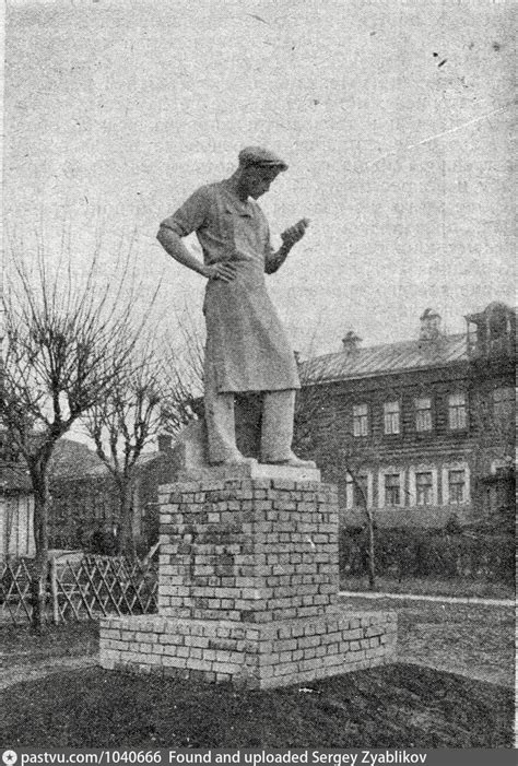 Изобретатель. Крестьянская застава. Скульптура В. Андреева