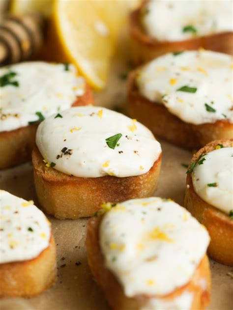 Whipped Ricotta Crostini with Honey - Wellness by Kay