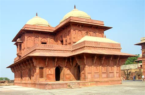 akbar   game  thrones fatehpur sikri revisited   historian