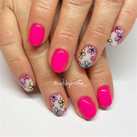 17 Simple Cute Easter Nails - Fashion Fusion Fun