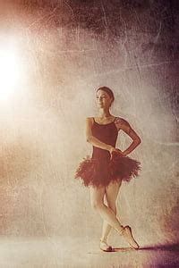 Royalty-Free photo: Kirlian photography of ballerina | PickPik