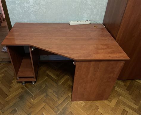 Офис/Гейминг бюро гр. Велико Търново Зона Б • OLX.bg