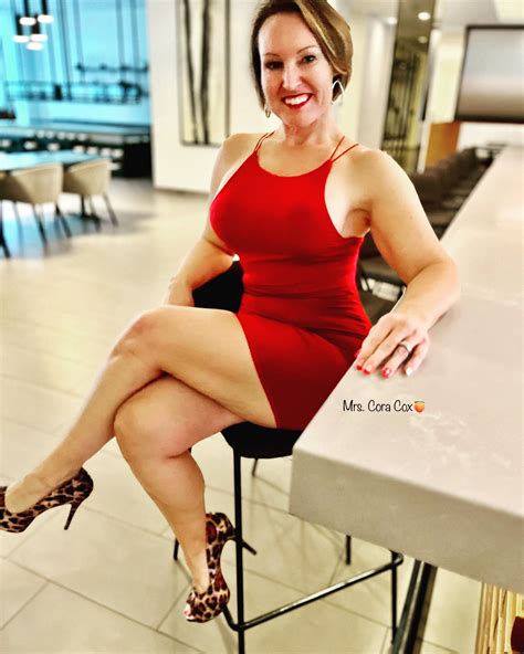 Love these heels! : r/milfinheels