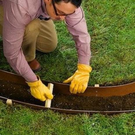 Бордюр из бетона своими руками | Concrete garden edging, Concrete ...