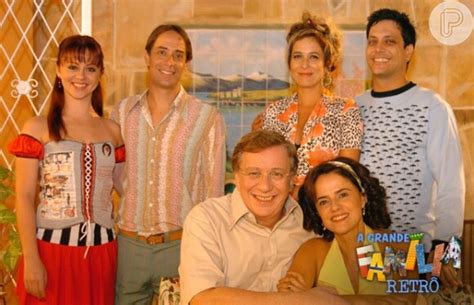 Guta Stresser E Pedro Cardoso - Foto: Guta Stresser e Pedro Cardoso na temporada de 2005 do seriado 'A ...