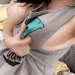 Tits-revealed Gifs - SEX.COM