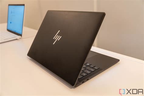 HP Dragonfly Pro vs Dragonfly Pro Chromebook: Which one is right for you?