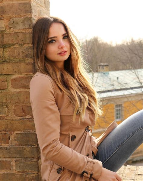 sarah marley ig sarahmrley #sarah marley #brunette #long hair #teen