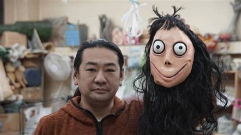 Japanese artist behind 'Momo' statue has destroyed it: "Momo is dead ...