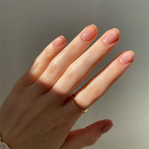 Как перестать грызть ногти | ELLEGIRL