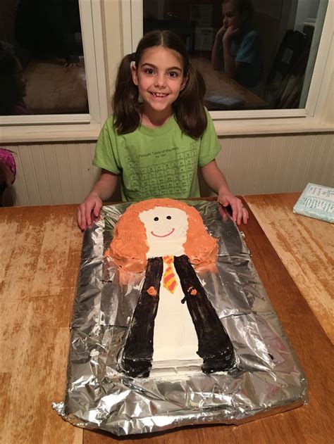 Pin by Karen Wilding on Cake Complete! | Made, Cake, Apron