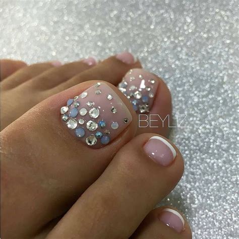 Pin by Анна on Nails | Pink toe nails, Toe nail art, Pretty toe nails