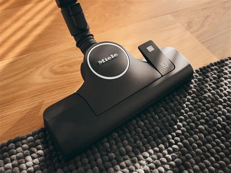 Miele Complete C3 125 Edition Напольный пылесос