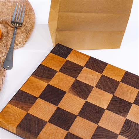 how to tell if cutting board has mold 10