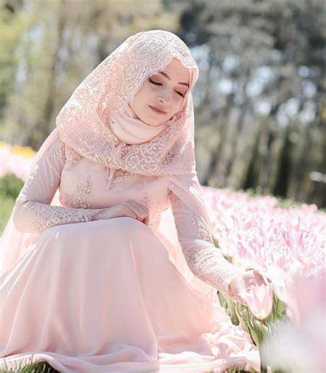 Yalangoch Qizlar Rasmi