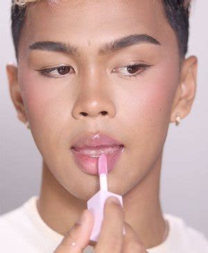 lip makeup tutorials makeup tips trends maybelline uk