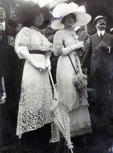 Французская мода – фото платьев 1911-1914 года