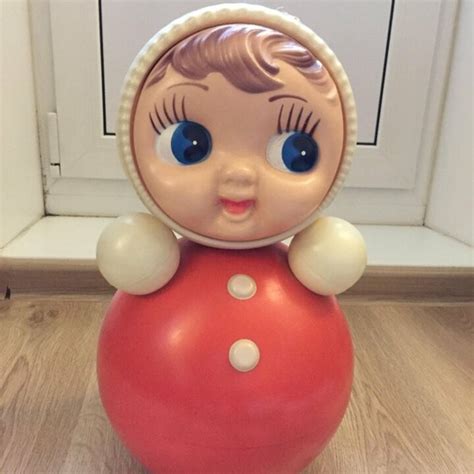 Создать мем "советская неваляшка ссср, неваляшка, неваляшка ссср ...