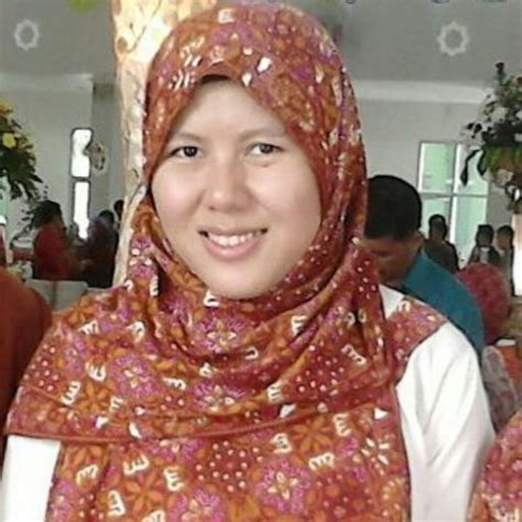 fitria andriyani lecturer doctor  philosophy universitas negeri