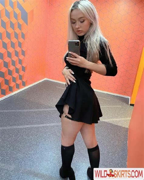 BluTube / orchidsandhoney / therealroyalblu nude OnlyFans, Instagram ...