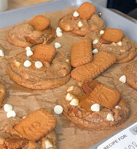 White Chocolate Biscoff Cookies - Irresistibly Soft